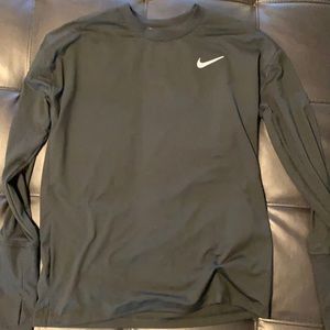 nike long sleeve